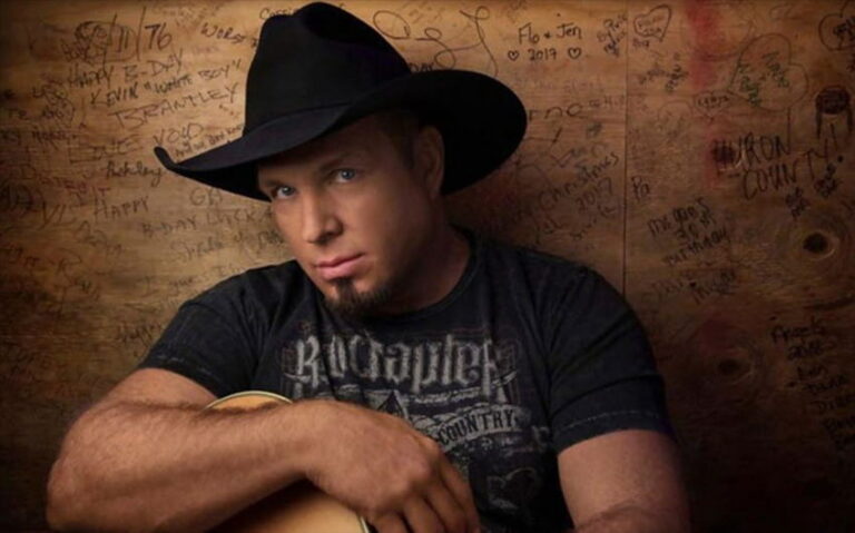Garth Brooks Net Worth in 2026: Touring Fortune, Music Royalties, and Business Income